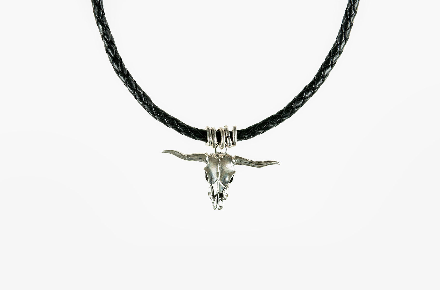 Long-horn & Leather. Sterling steer necklace in black