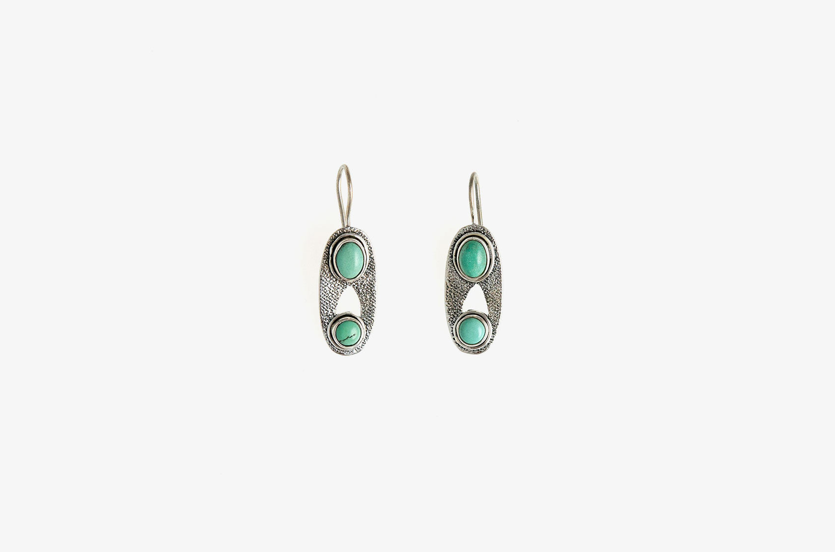 Silver & Stone. Oval turquoise earrings